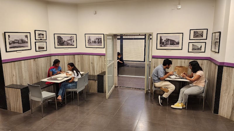 Corner House / Bengaluru