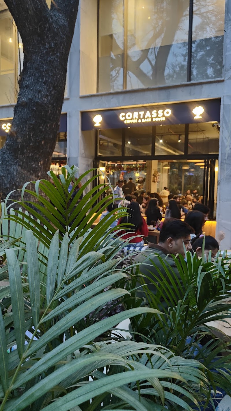 Cortasso Coffee & Bake House / Sundar Nursery