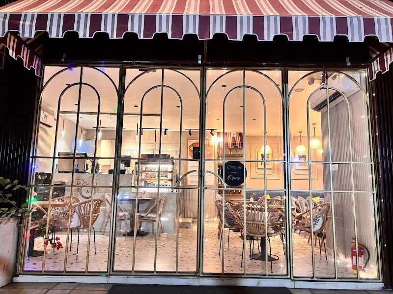 Cottage Cafe / Connaught Place Place mentioned in saved reels