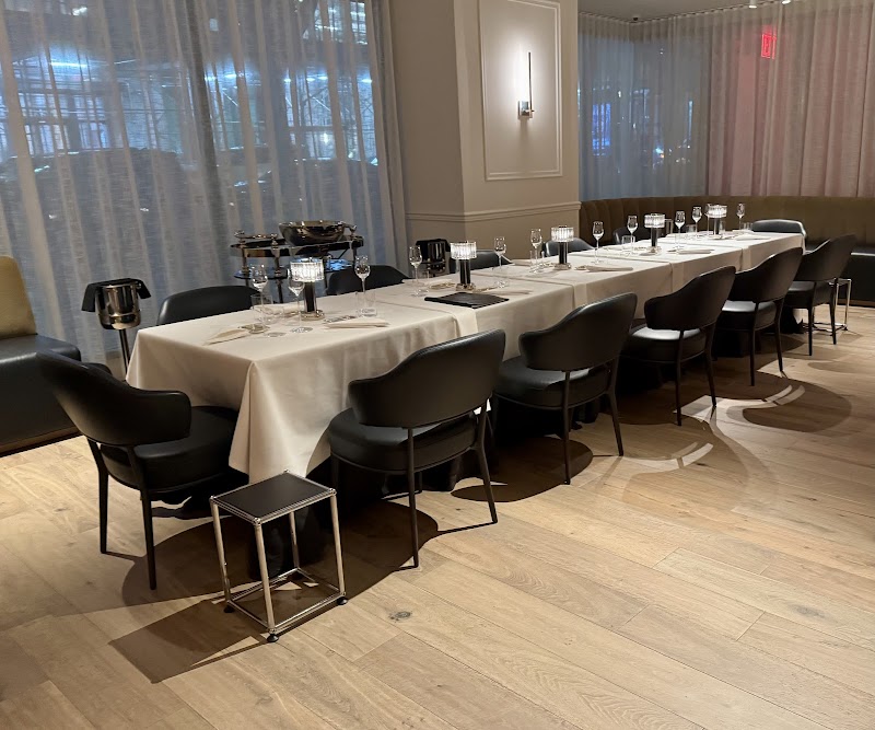 César / Hudson Square