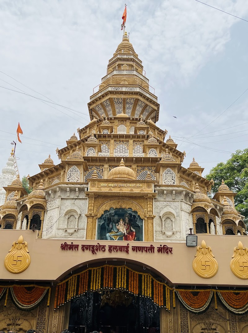 Dagdusheth Temple / Sadashiv Peth Place mentioned in saved reels