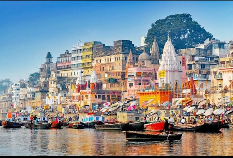 Dashashvamedh Ghat / Banaras Place mentioned in saved reels