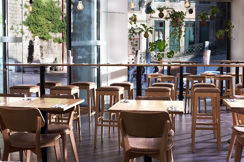 Daterra / Porto Place mentioned in saved reels