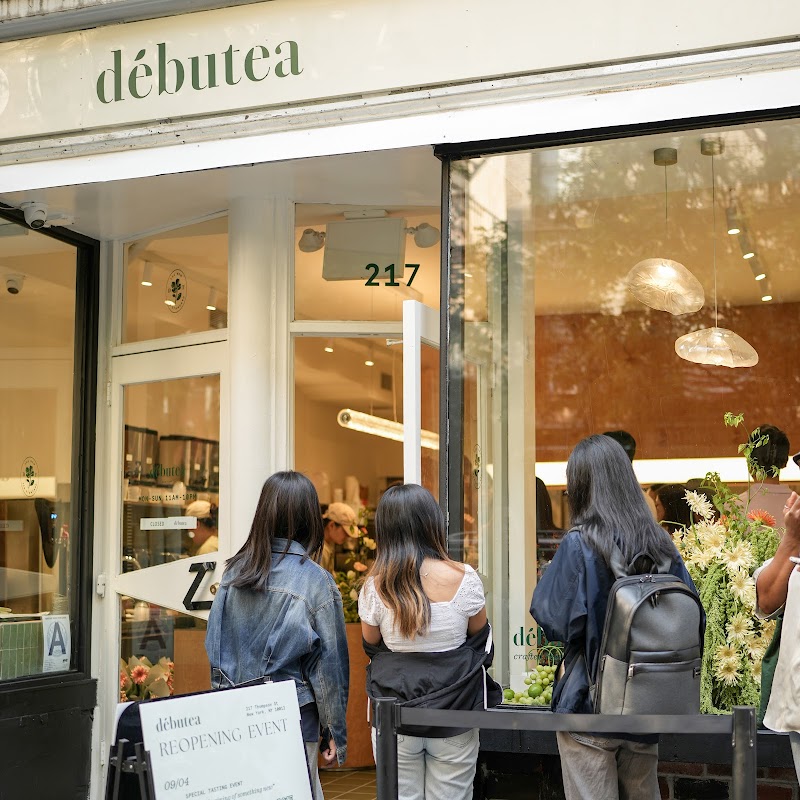 Debutea / NYC Place mentioned in saved reels