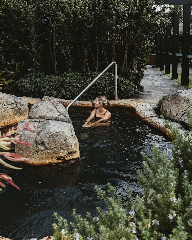 Deep Blue Hot Springs / Warrnambool