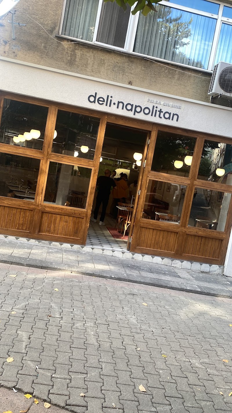 Deli Napoliten / Istanbul