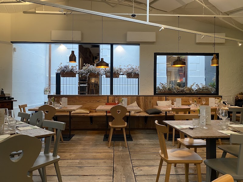 Denis Pizza di Montagna / Milan Place mentioned in saved reels