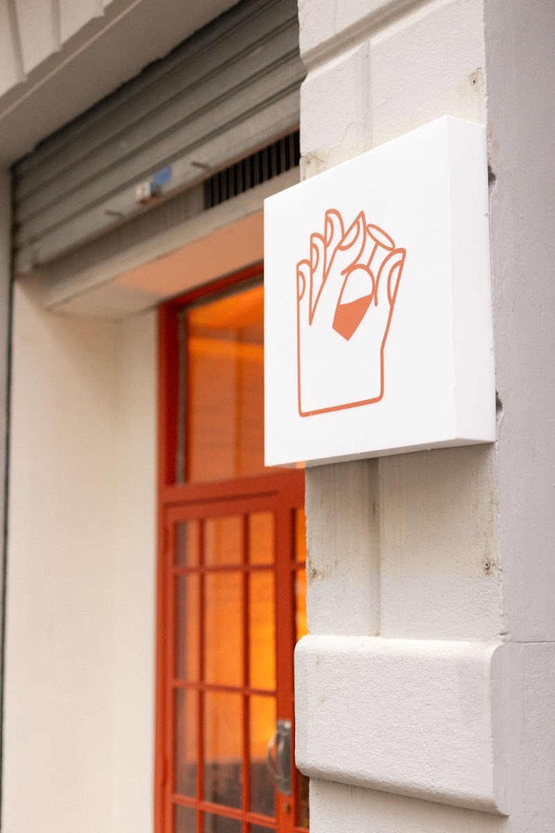 Dentro Bar / Valencia Place mentioned in saved reels