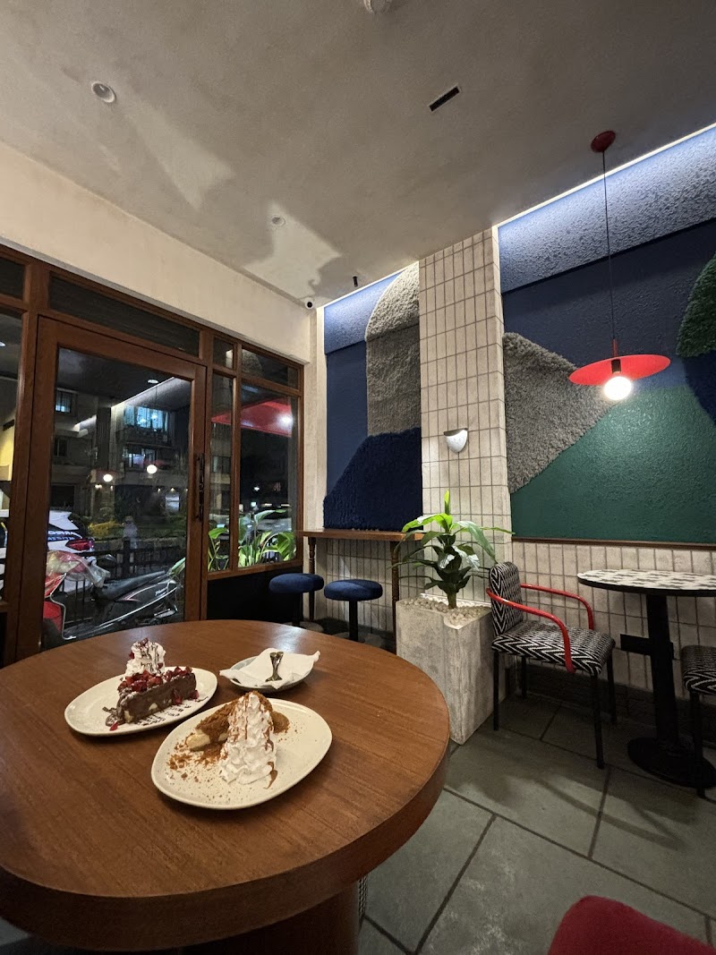 Dessert Therapy / Juhu