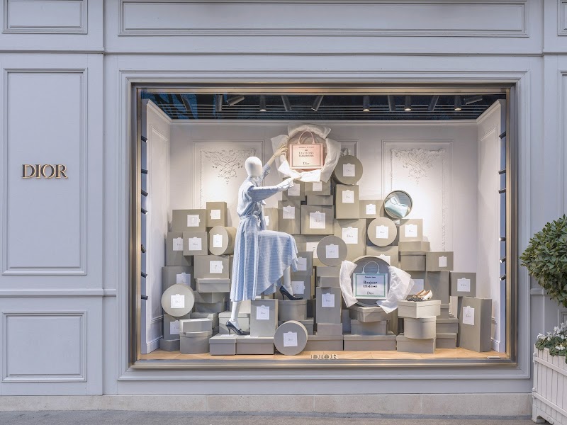 Dior 30 Montaigne / Paris
