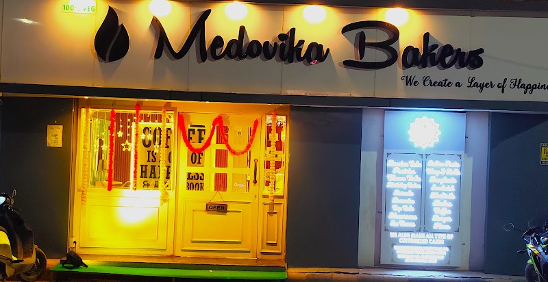 Doughniverse / Varanasi