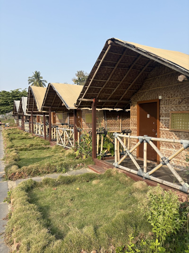 Dream Mango Café / Hampi