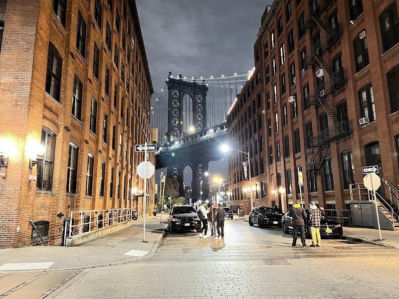 Dumbo Park / Brooklyn Place mentioned in saved reels