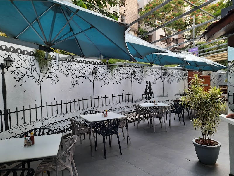 Eat Around the Corner / Khar