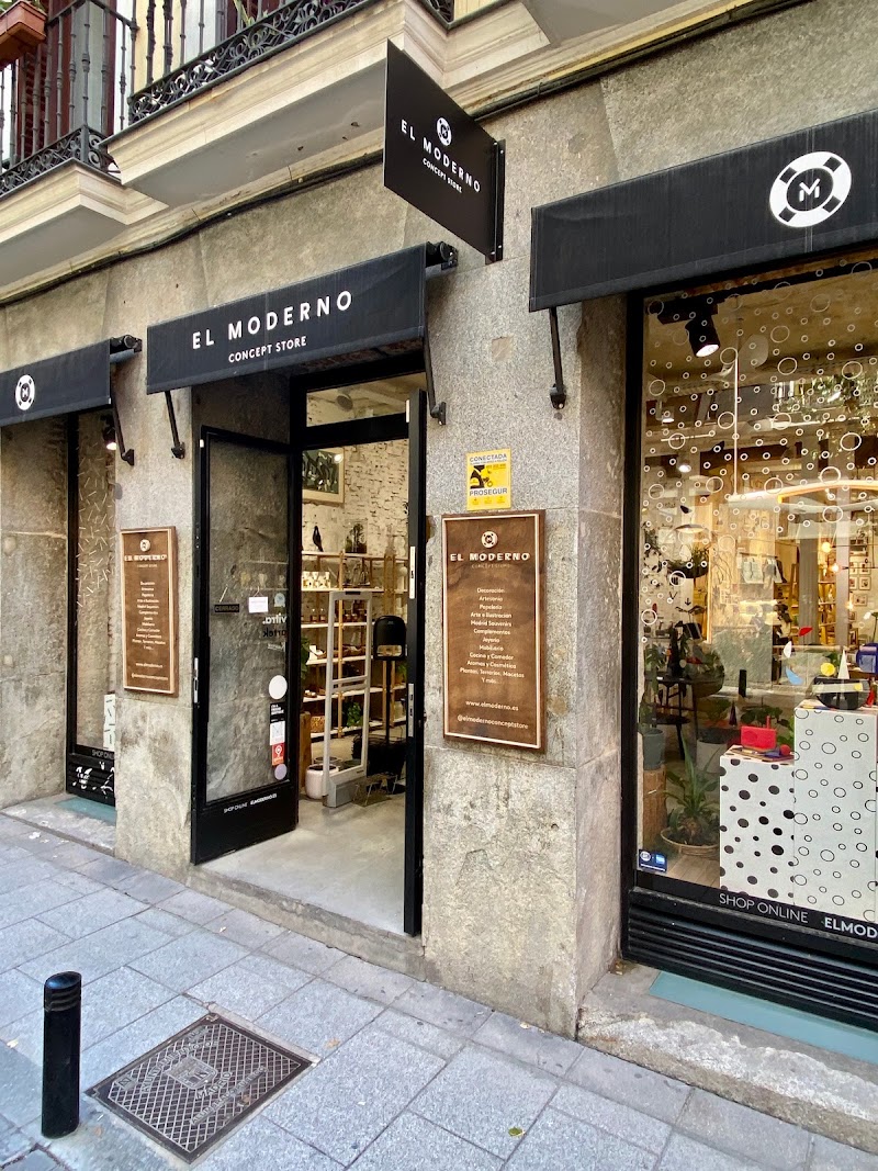 El Moderno Concept Store / Madrid
