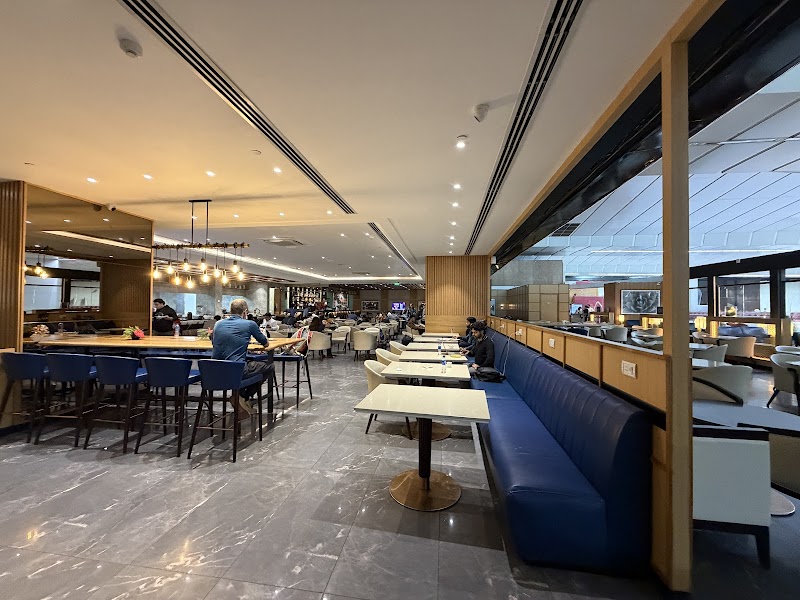 Encalm Lounge / New Delhi