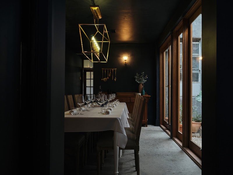 Enter Via Laundry / Melbourne