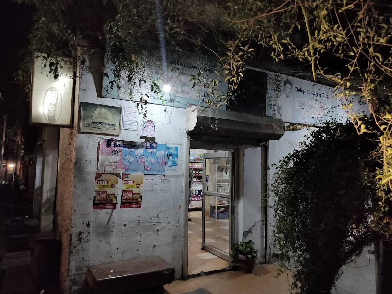 Exer Club / Hazratganj Place mentioned in saved reels