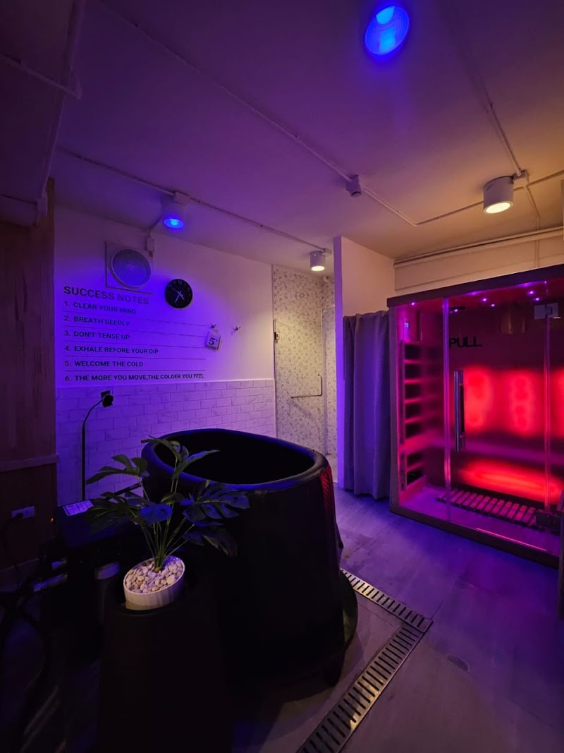 Fast & Fit Bangkok / Sukhumvit 32 Place mentioned in saved reels