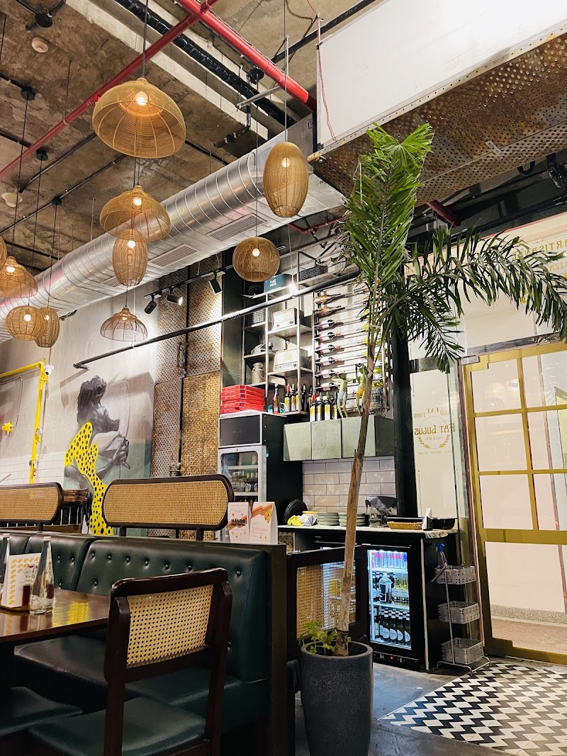 Fat Lulu's Gourmet Pizza / Gurgaon