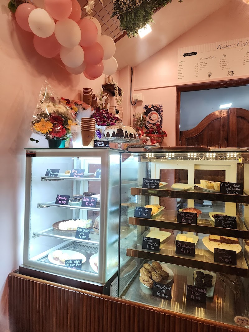 Fedora’s Cafe / Motiwado