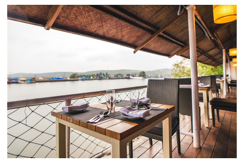 Fisherman’s Wharf / Cavelossim