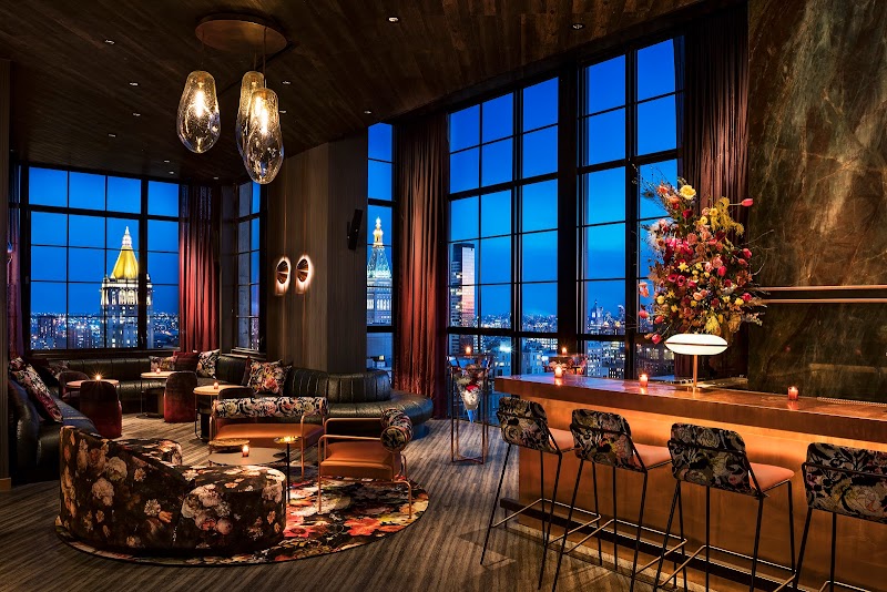 Fleur Room Rooftop / NYC Place mentioned in saved reels