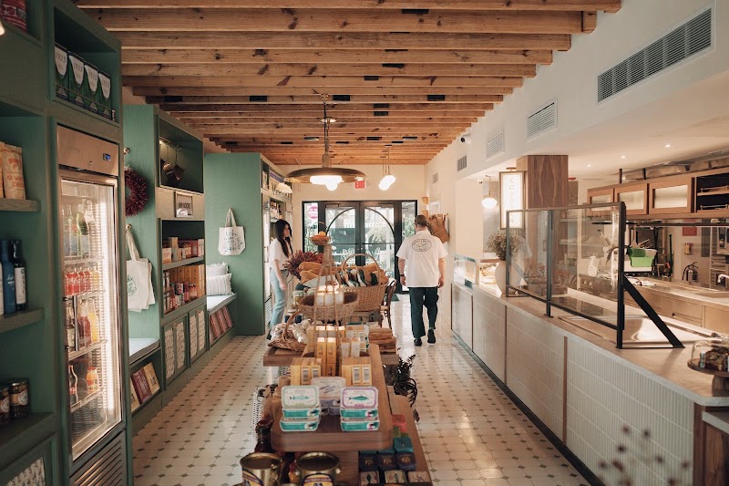 Frankie and Wally's / Coral Gables Place mentioned in saved reels