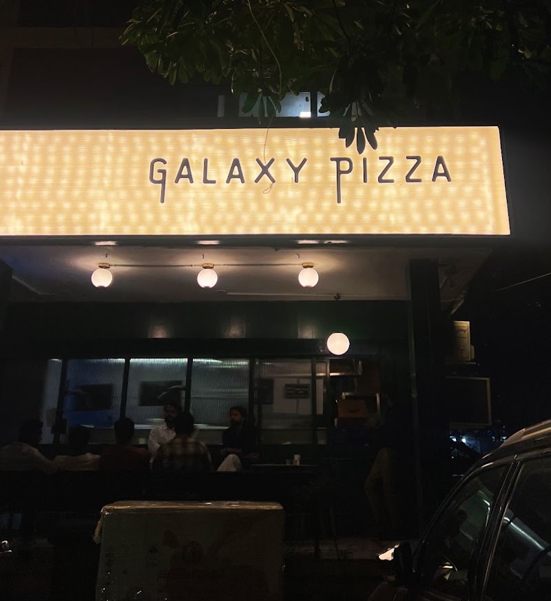 Galaxy Pizza / Delhi