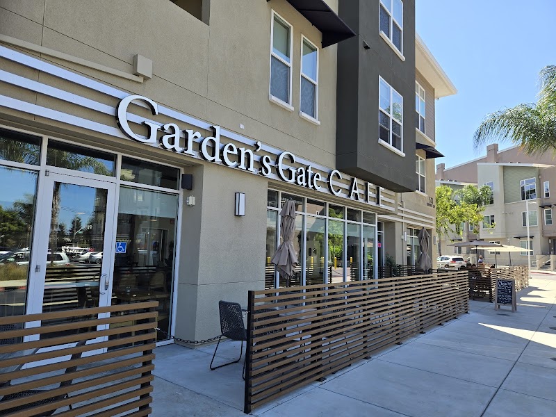 Garden-Cafeteria / Central Ridge