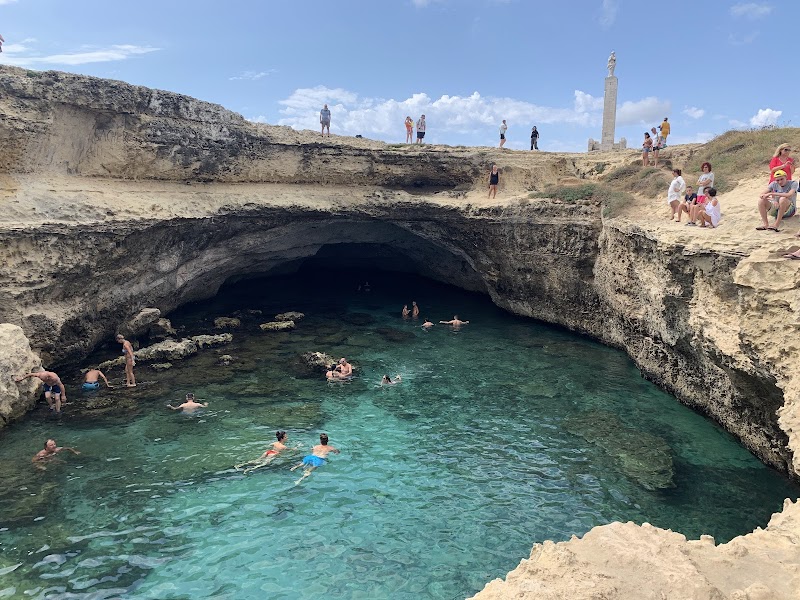 Grotta della Poesia / Puglia