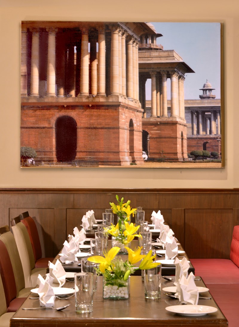 Gulati Restaurant / Pandara Road