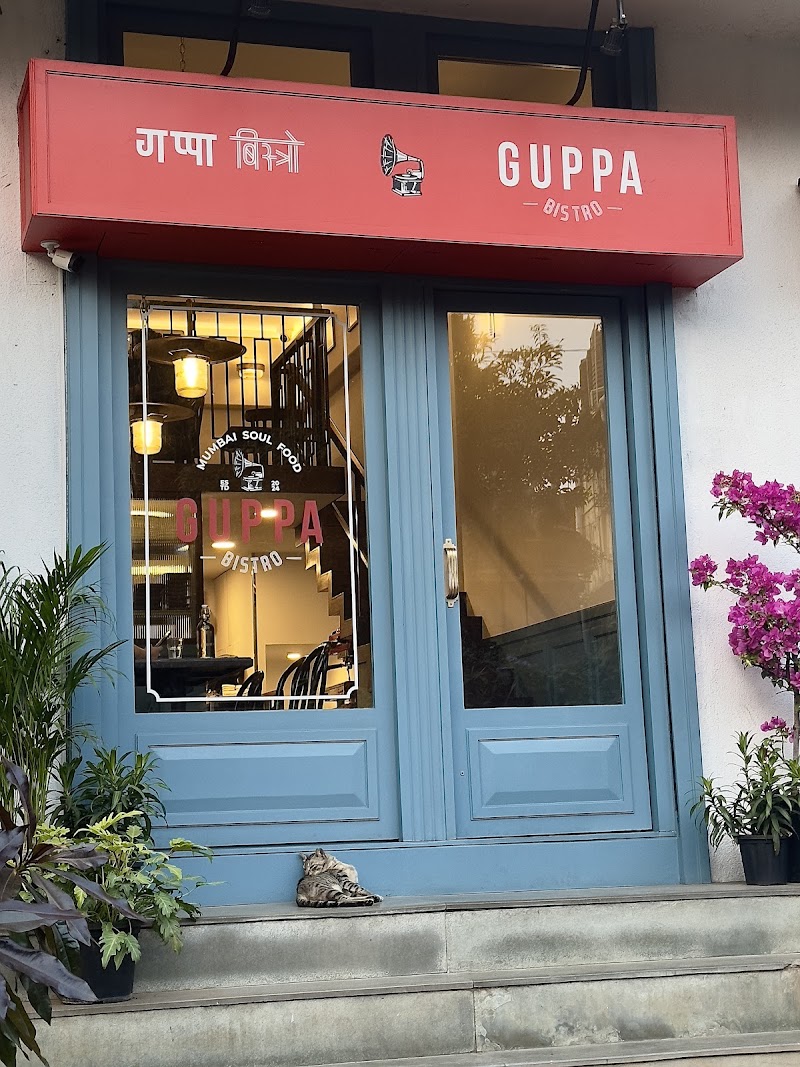 Guppa Bistro / Bandra