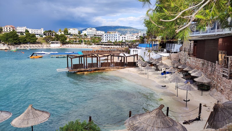 Guvat Beach / Ksamil