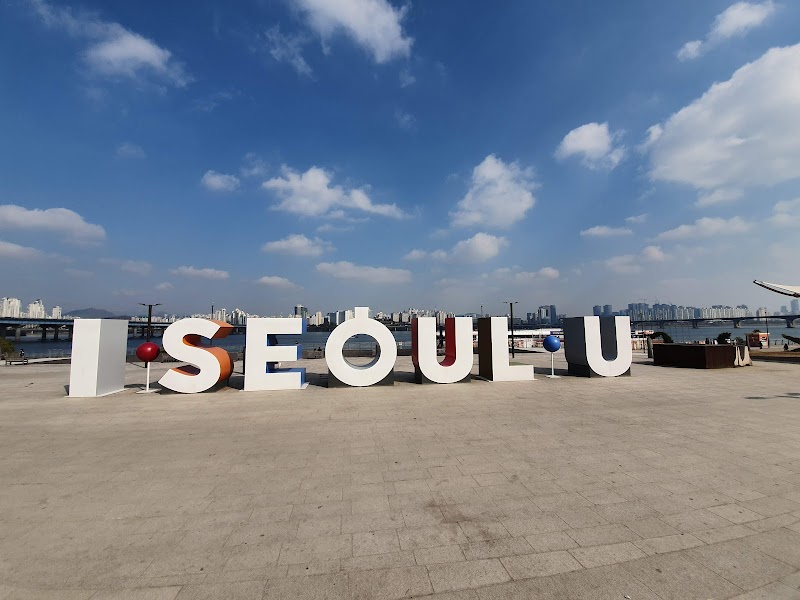 Han River / Seoul Place mentioned in saved reels