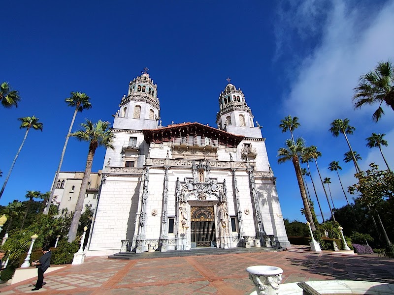 Hearst Castle Place mentioned in saved reels