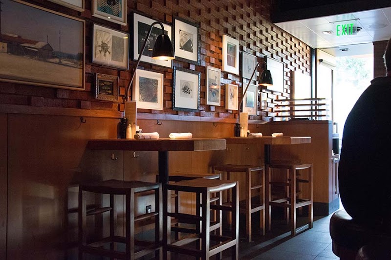 Hillstone / Honor Bar / Los Angeles Place mentioned in saved reels