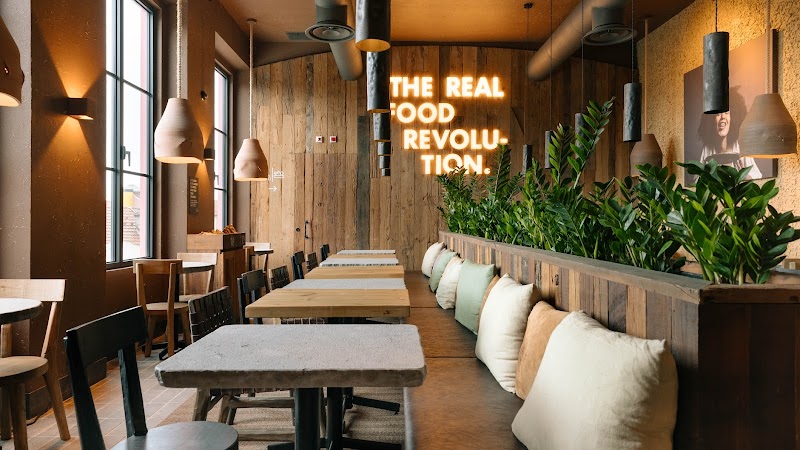 Honest Greens / Principe Real Place mentioned in saved reels