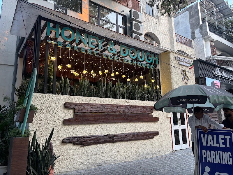 Honey & Dough / Delhi NCR