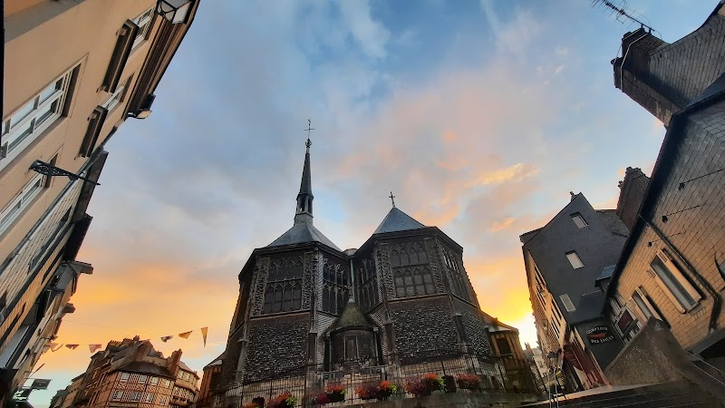 Honfleur / France Place mentioned in saved reels