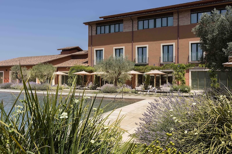 Hotel Peralada Wine Spa & Golf / Peralada