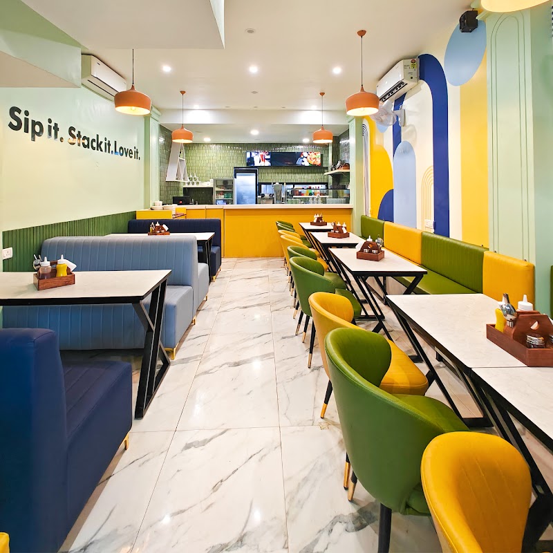 House of Juicy Stack / Hudson Lane