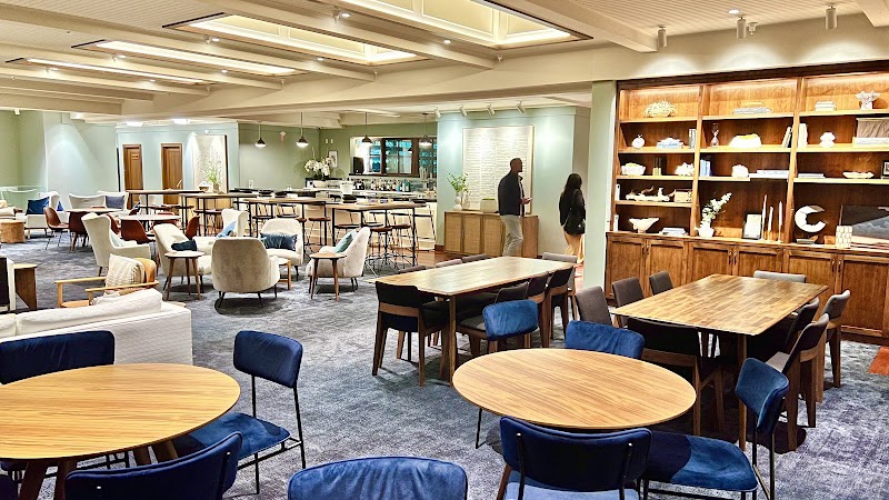 Hurricane's Grill Place mentioned in saved reels