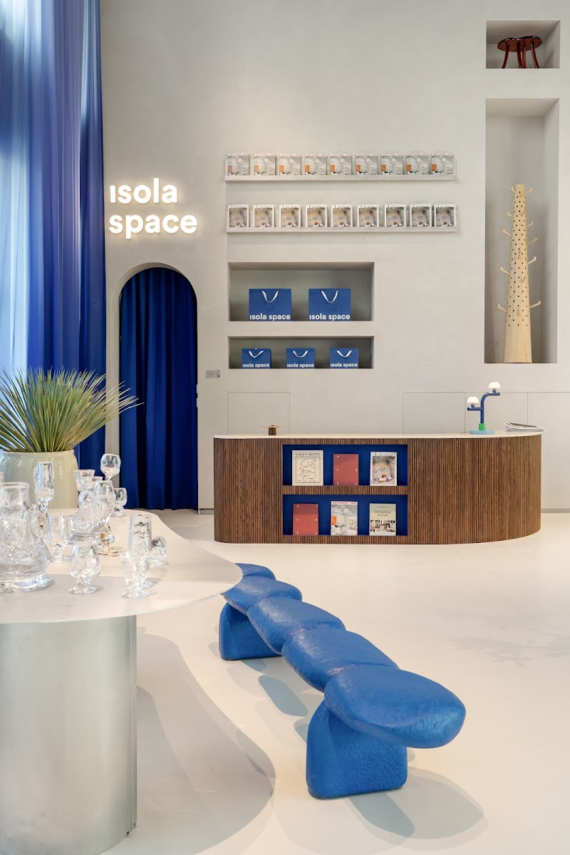 Isola Space / Business Bay Place mentioned in saved reels