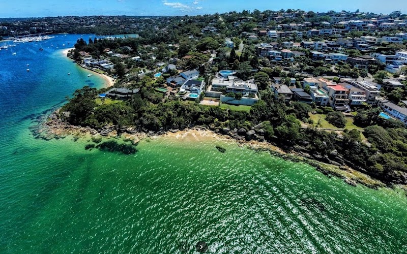 Isoldes Beach / Sydney