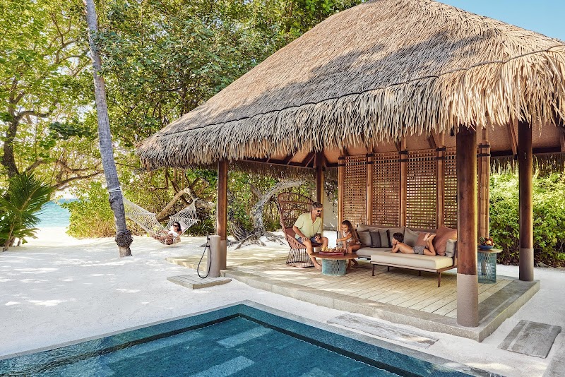 Joali Maldives / Maldives Place mentioned in saved reels