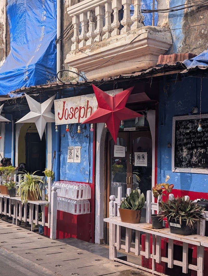 Joseph Bar / Fontainhas