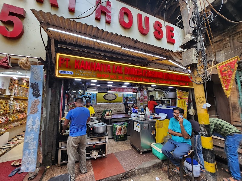 Jung Bahadur Kachori Wala / Chandni Chowk Place mentioned in saved reels