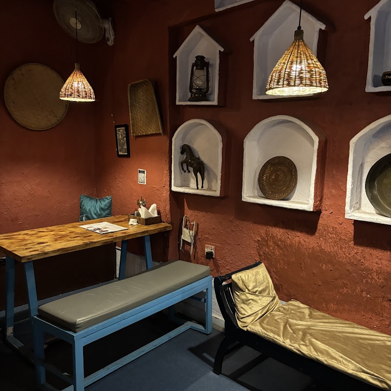 Kaathmandu Grill / Humayunpur