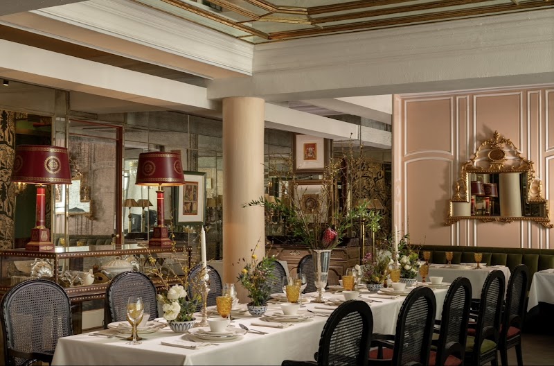 Kala Swasti / Janpath